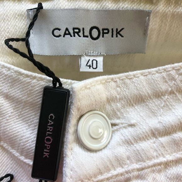 CarlOpik white jeans NWOT - Picture 8 of 8